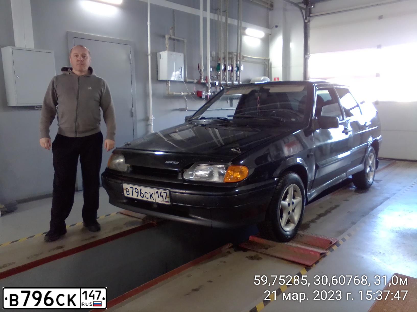 Фото автомобиля LADA 2114 SAMARA, 2008 — госномер К401РВ147. Цвет: ГРАФИТОВЫЙ- МЕТАЛЛИК
