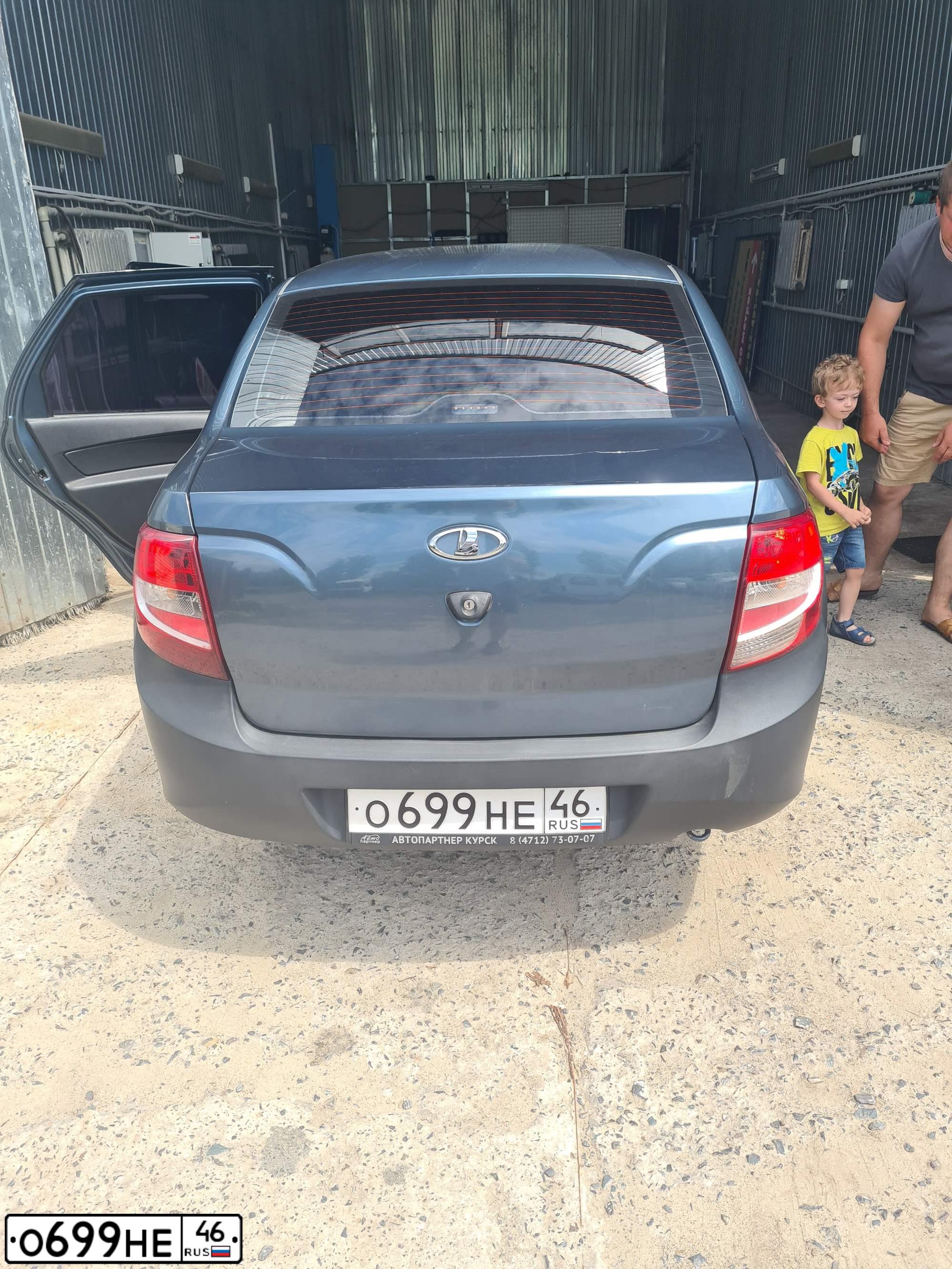 Фото автомобиля LADA 2190 GRANTA, 2013 — госномер О699НЕ46. Цвет: Серо-Синий