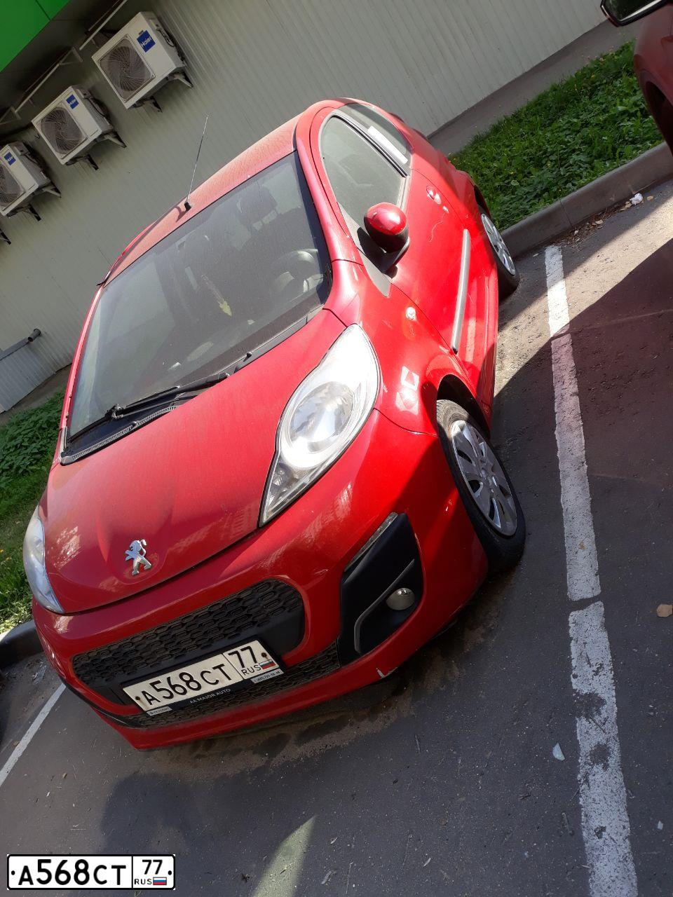 Фото автомобиля PEUGEOT 107, 2012 — госномер А568СТ77