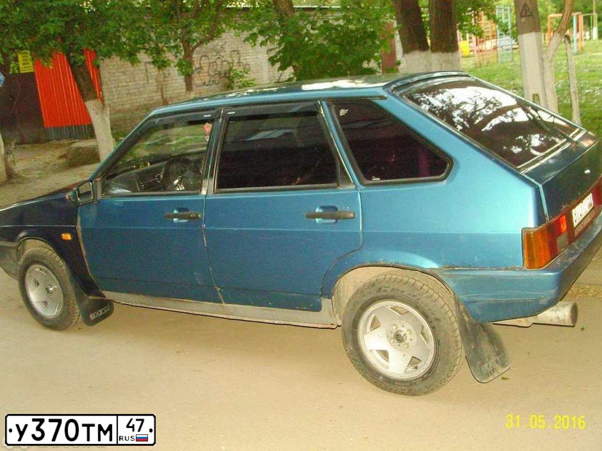 Фото автомобиля LADA 2109 SAMARA, 1997 — госномер У370ТМ47. Цвет: ИЗУМРУД