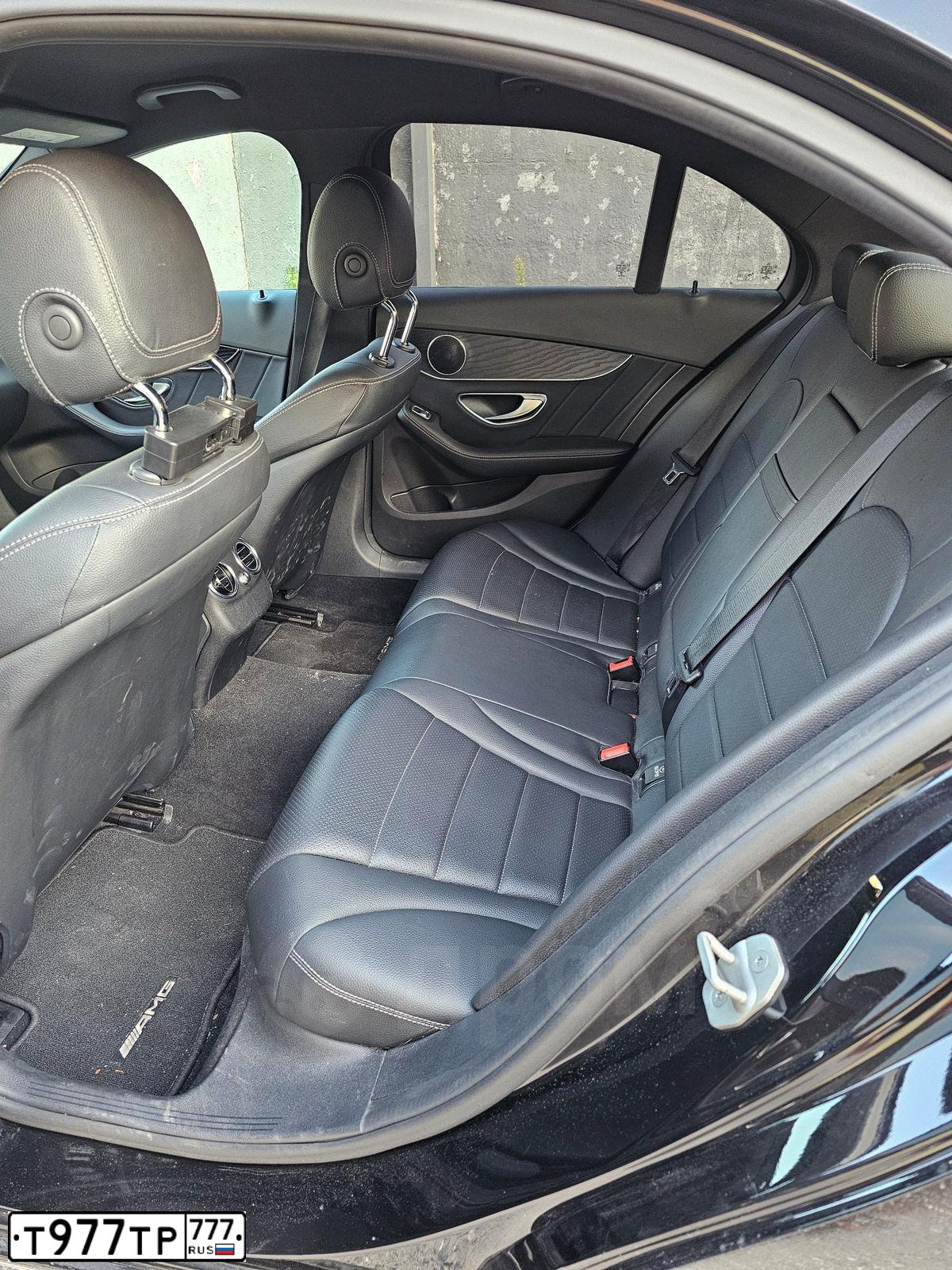 Фото автомобиля MERCEDES-BENZ C200, 2016 — госномер О860КО977. Цвет: ЧЕРНЫЙ
