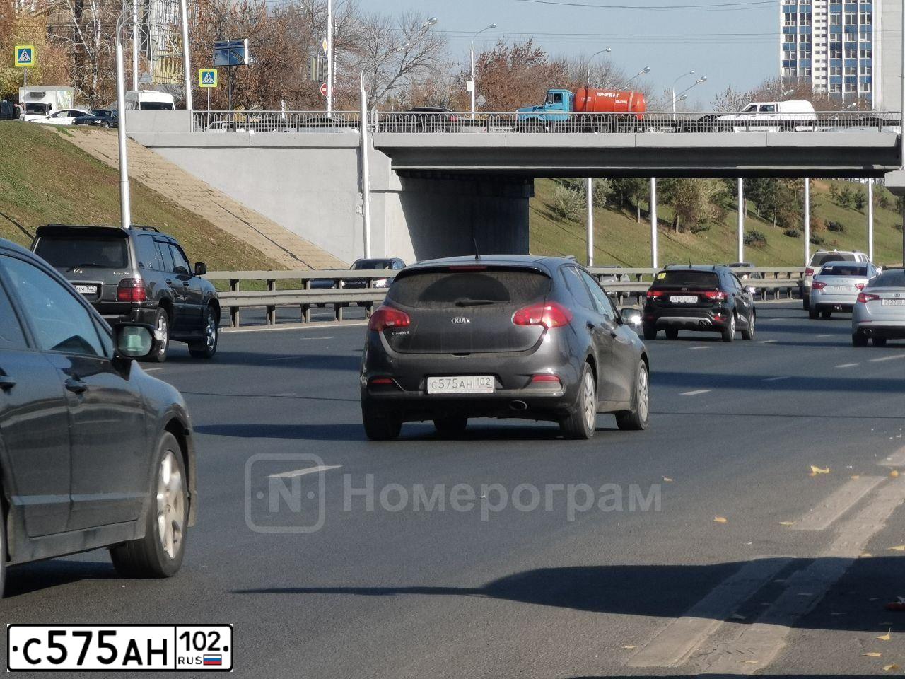 Фото автомобиля KIA CEE'D, 2014 — госномер С575АН102. Цвет: СЕРЫЙ