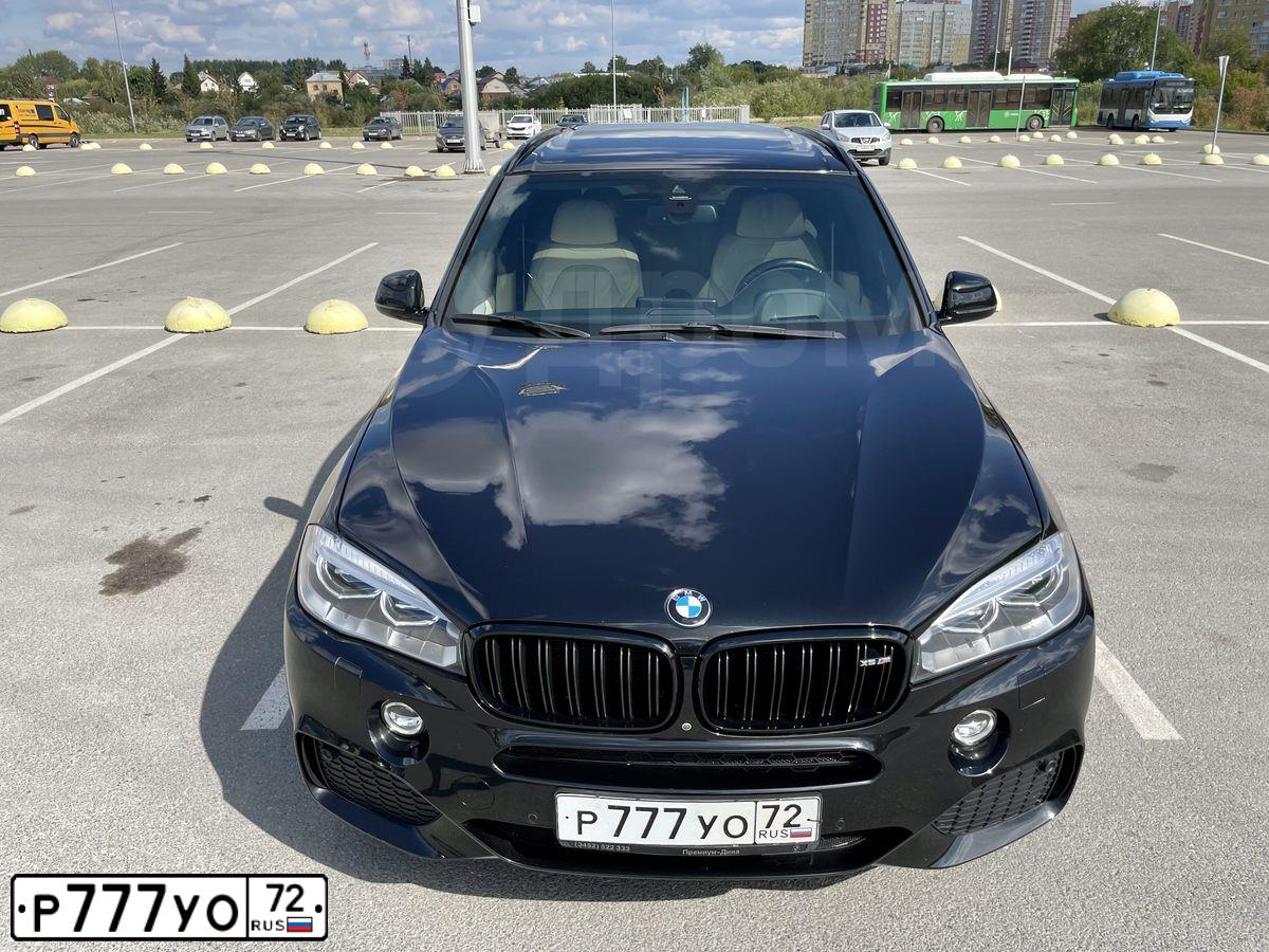 Фото автомобиля BMW X5, 2017 — госномер К884ТМ186. Цвет: ЧЕРНЫЙ