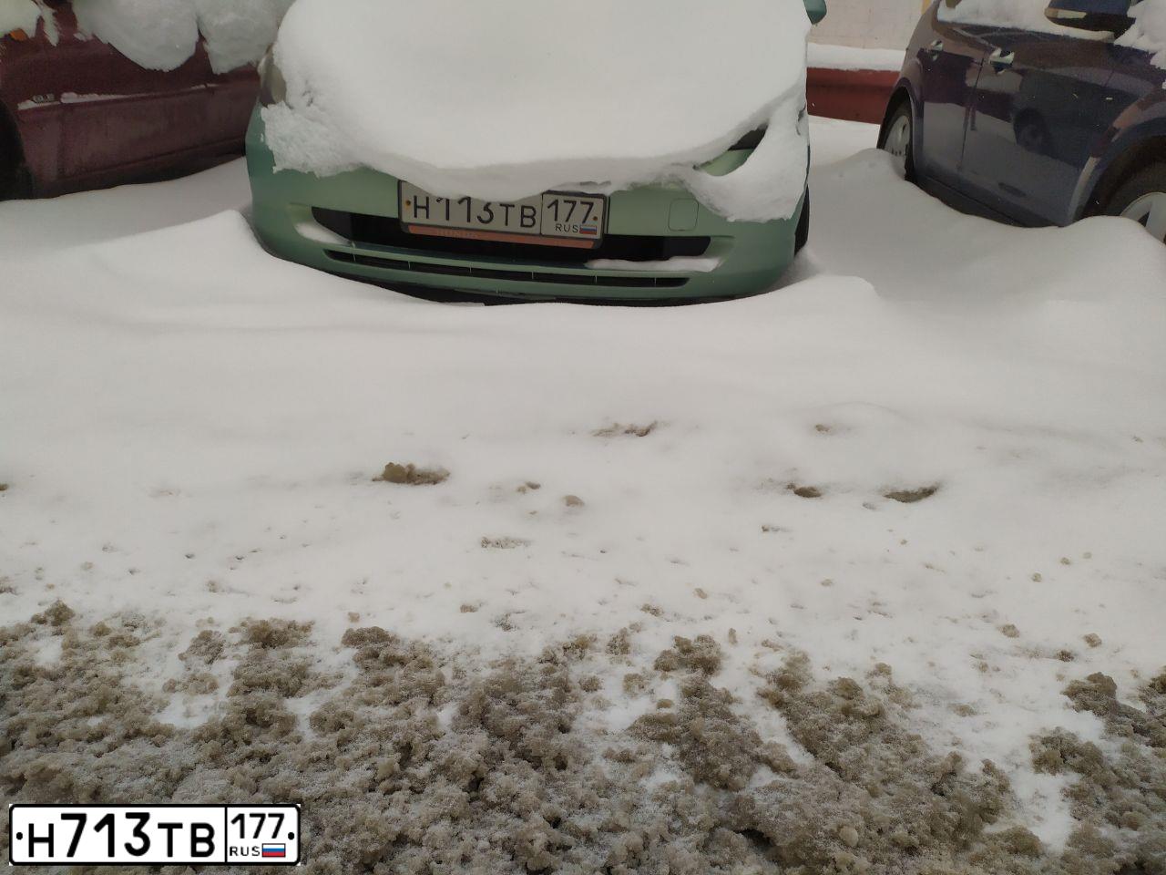 Фото автомобиля LADA 2110, 2003 — госномер Е393ХН32. Цвет: ЯРКО-СИНИЙ