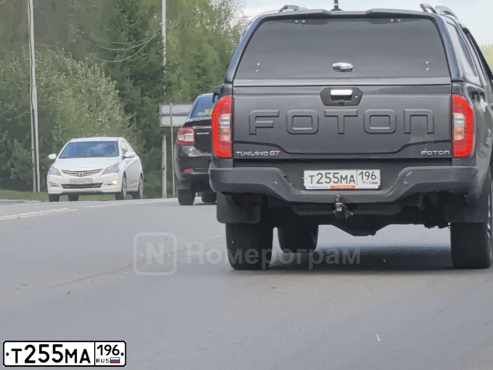Фото автомобиля FOTON FOTON TUNLAND, 2023 — госномер Т255МА196. Цвет: СЕРЫЙ