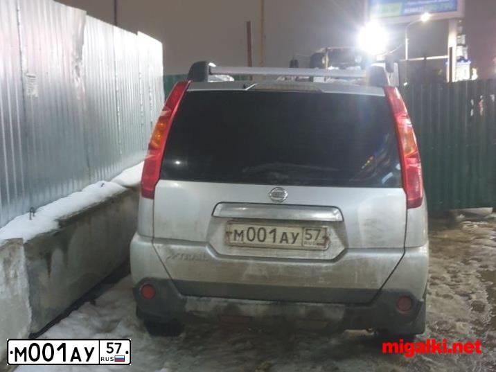 Фото автомобиля LEXUS LX, 2005 — госномер О910КН154. Цвет: Белый