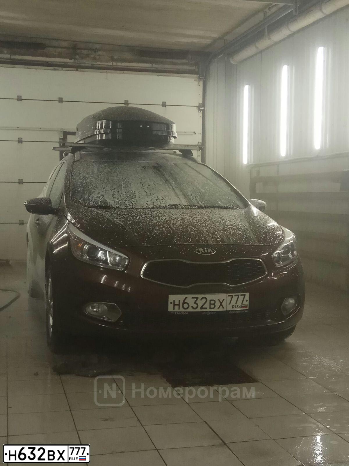 Фото автомобиля KIA CEE'D, 2014 — госномер Е827РМ790. Цвет: Коричневый