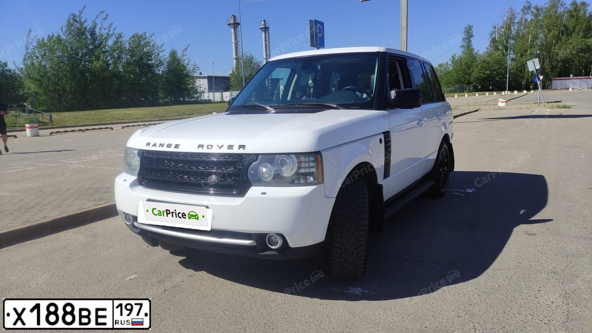 Фото автомобиля LANDROVER RANGE ROVER, 2010 — госномер М579КМ797. Цвет: Белый