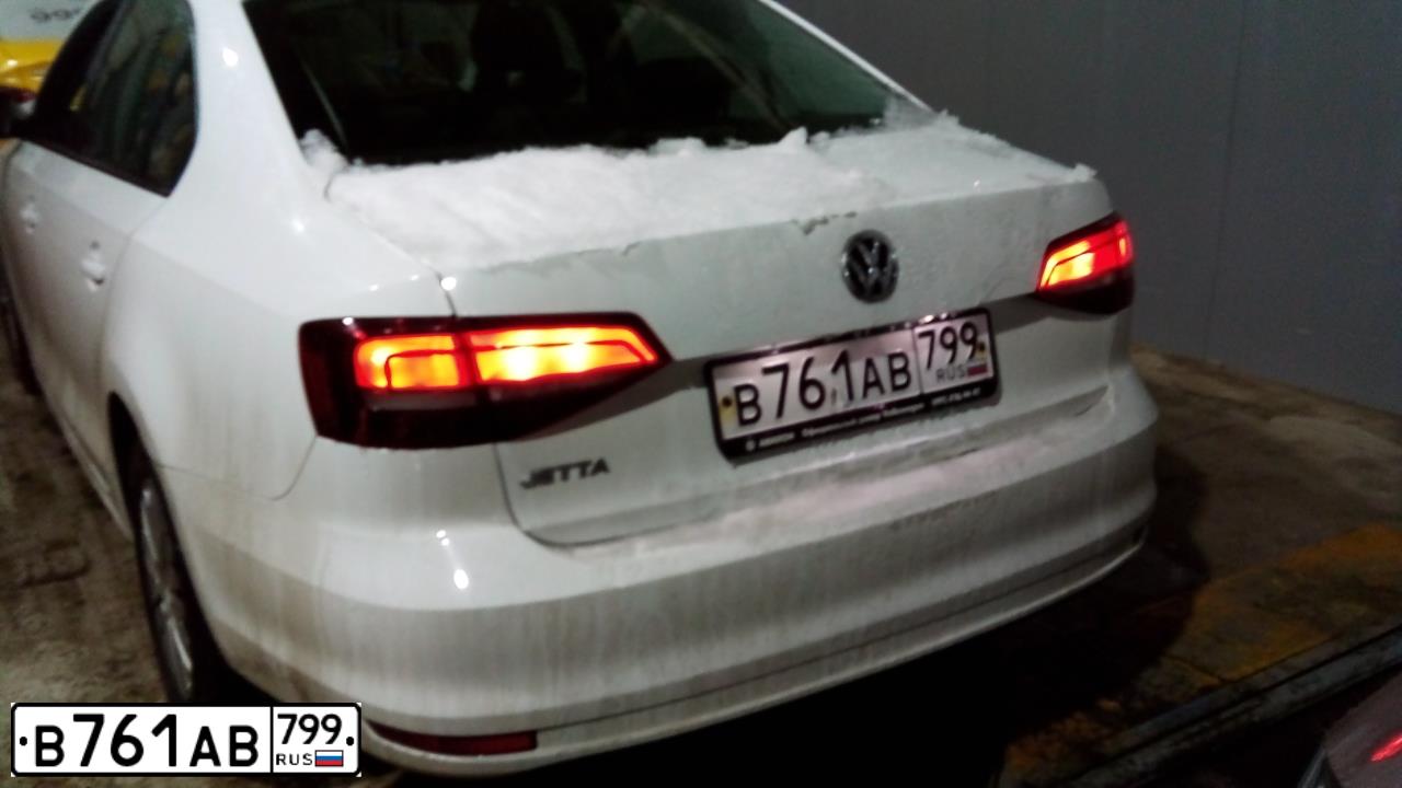 Фото автомобиля VOLKSWAGEN JETTA, 2017 — госномер В761АВ799. Цвет: БЕЛЫЙ