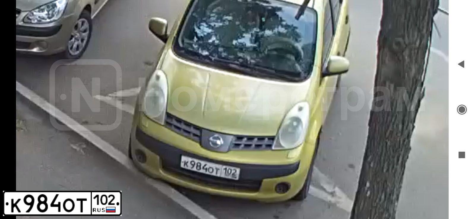 Фото автомобиля NISSAN NOTE, 2006 — госномер К984ОТ102. Цвет: ЖЕЛТЫЙ