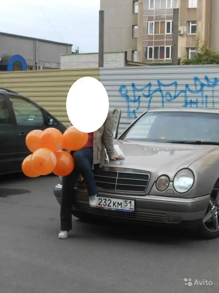 Фото автомобиля LADA 2104 LADA, 2003 — госномер Н305ЕУ51. Цвет: КРАСНЫЙ ГРАНАТ