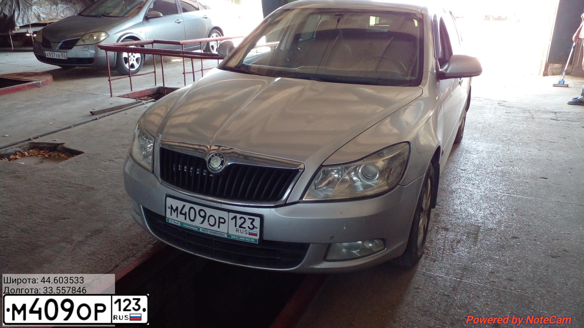 Фото автомобиля SKODA OCTAVIA, 2010 — госномер М409ОР123. Цвет: СЕРЕБРИСТЫЙ