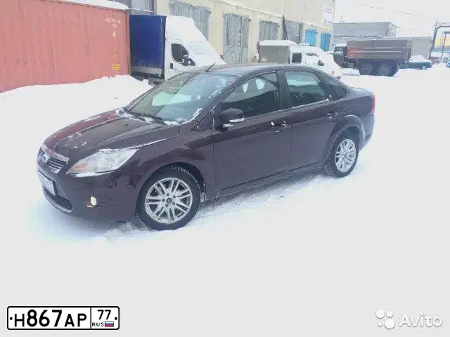 Фото автомобиля FORD FOCUS, 2008 — госномер Н867АР77. Цвет: ФИОЛЕТОВЫЙ