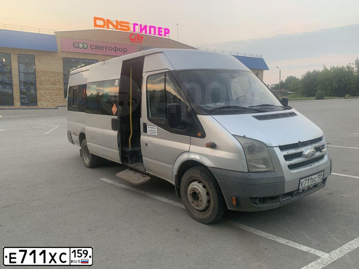 Фото автомобиля FORD TRANSIT, 2006 — госномер Е711ХС159. Цвет: серебристый