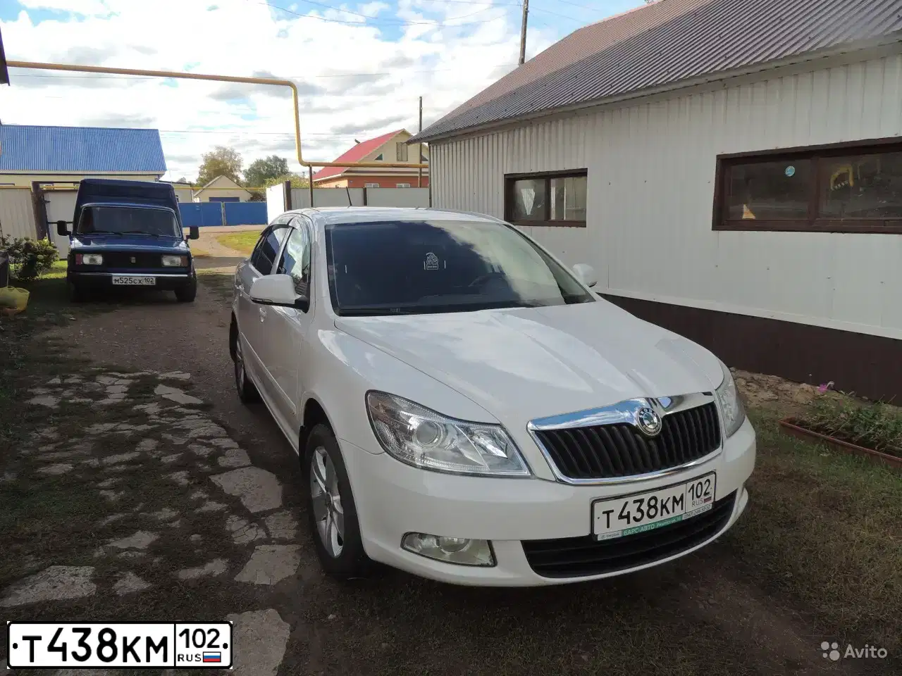Фото автомобиля SKODA OCTAVIA, 2011 — госномер Е903УУ18