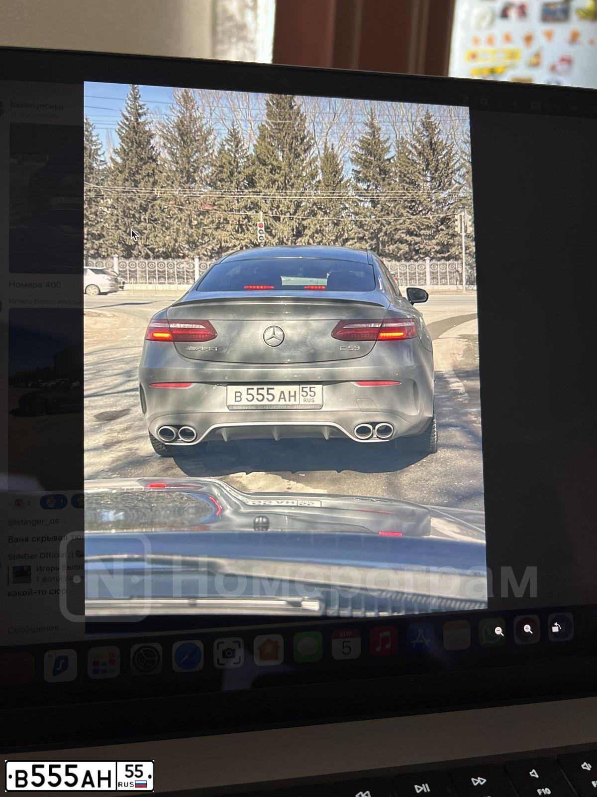 Фото автомобиля MERCEDES E-KLASSE, 2018 — госномер В555АН55. Цвет: СЕРЫЙ
