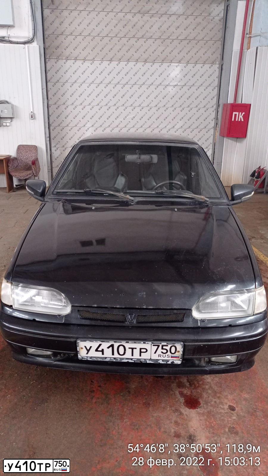 Фото автомобиля LADA 2115 SAMARA, 2009 — госномер У410ТР750. Цвет: Темно-зеленый