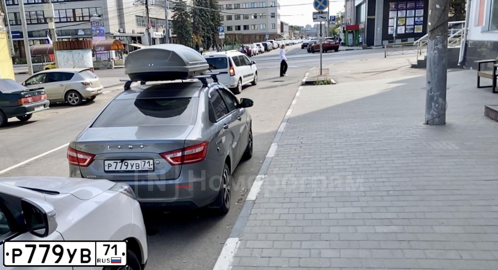 Фото автомобиля LADA VESTA, 2016 — госномер Р779УВ71. Цвет: Серый