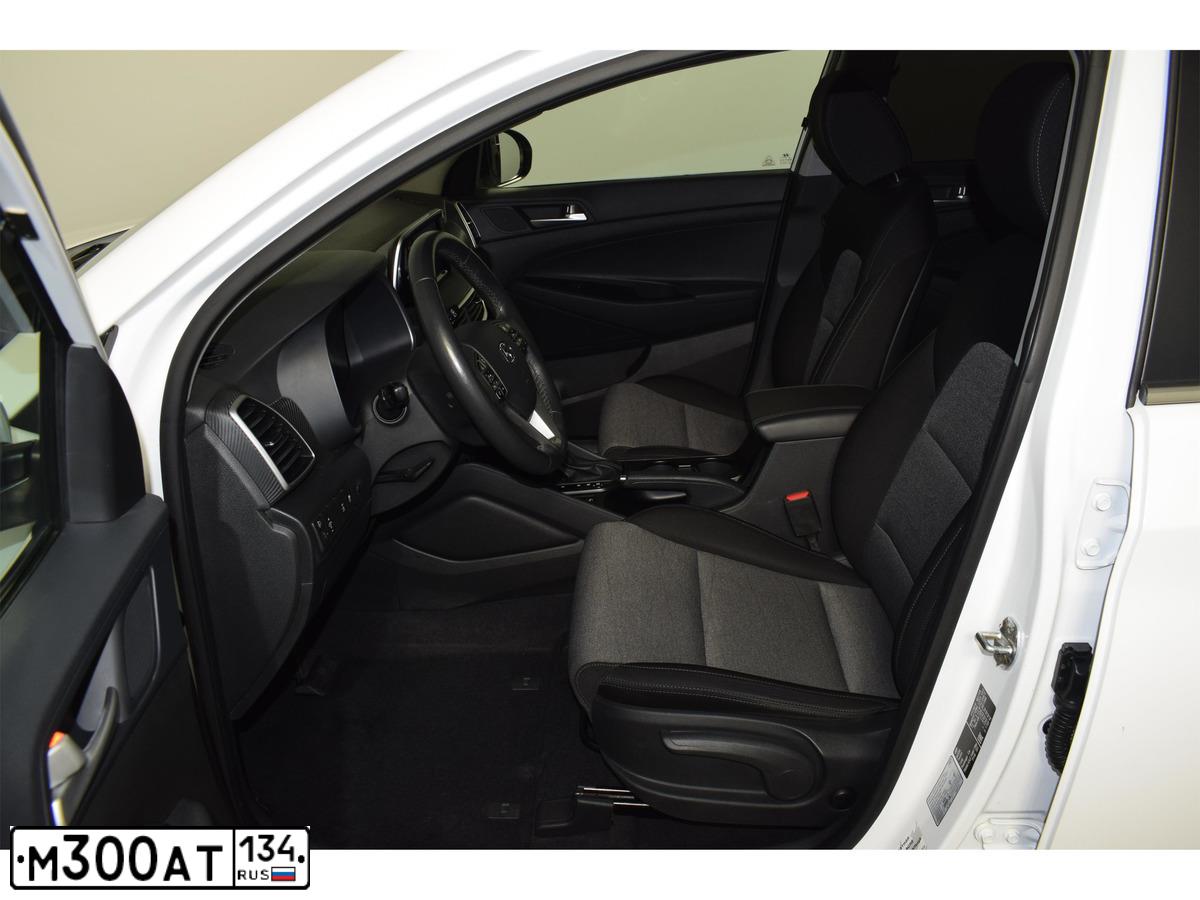 Фото автомобиля HYUNDAI TUCSON, 2019 — госномер Т371ОХ05. Цвет: Белый