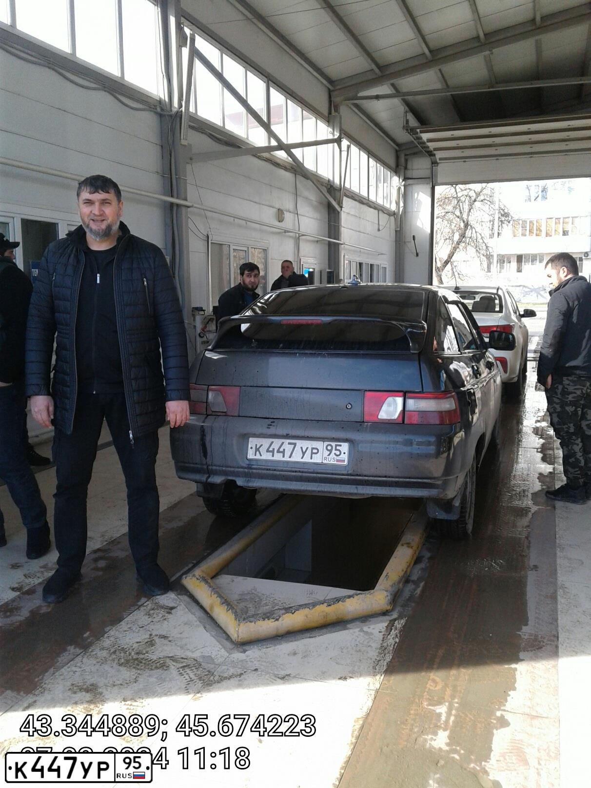 Фото автомобиля LADA 2112, 2007 — госномер К447УР95. Цвет: ГРАФИТОВЫЙ МЕТАЛЛИК