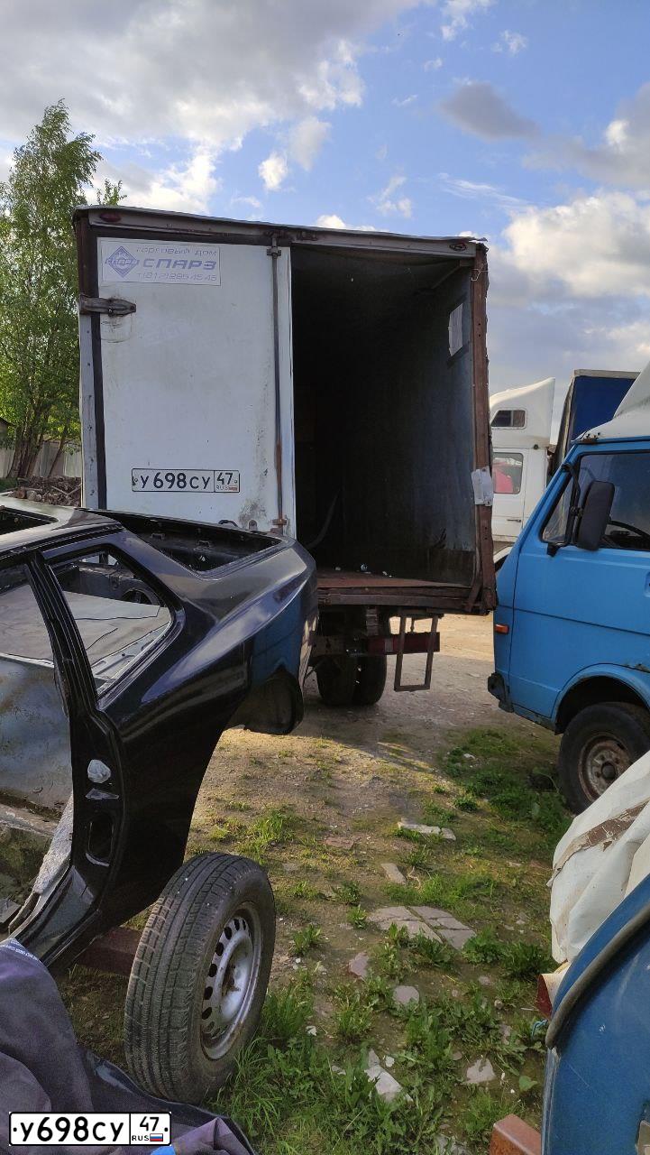 Фото автомобиля BMW W SERIE 5, 1991 — госномер О066СР98. Цвет: ЧЕРНЫЙ