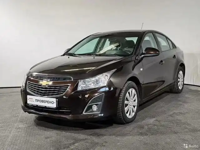 Фото автомобиля CHEVROLET CRUZE, 2013 — госномер Н582ОТ18. Цвет: КОРИЧНЕВЫЙ МЕТАЛЛИК