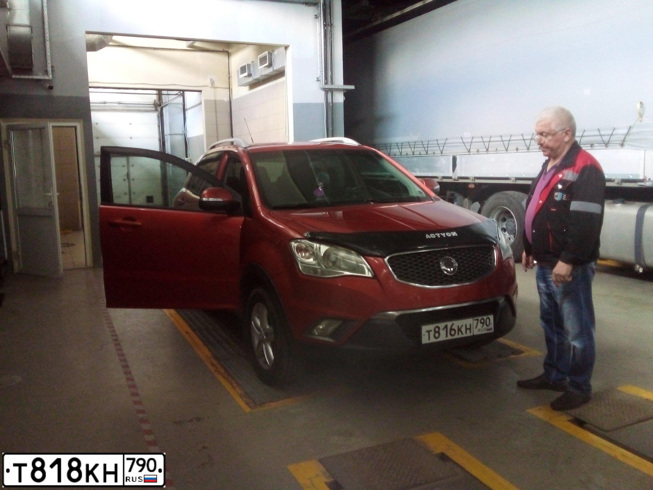 Фото автомобиля KIA SPECTRA, 2008 — госномер О842МК178. Цвет: ЧЕРНЫЙ