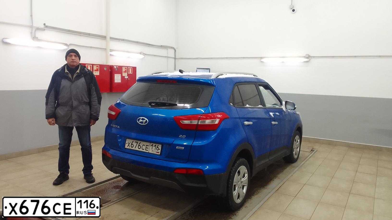 Фото автомобиля HYUNDAI CRETA, 2016 — госномер Х676СЕ116. Цвет: синий
