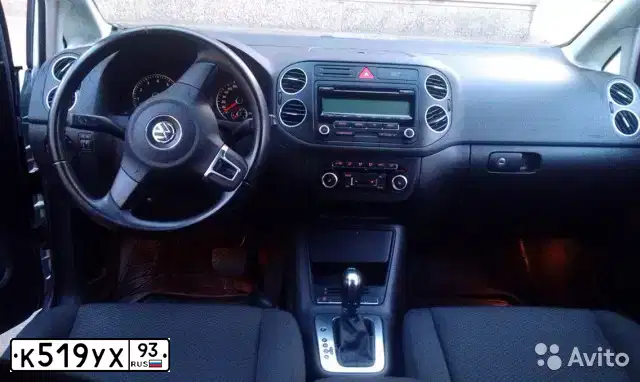 Фото автомобиля VOLKSWAGEN GOLF, 2010 — госномер А386ТО123. Цвет: СЕРЕБРИСТЫЙ