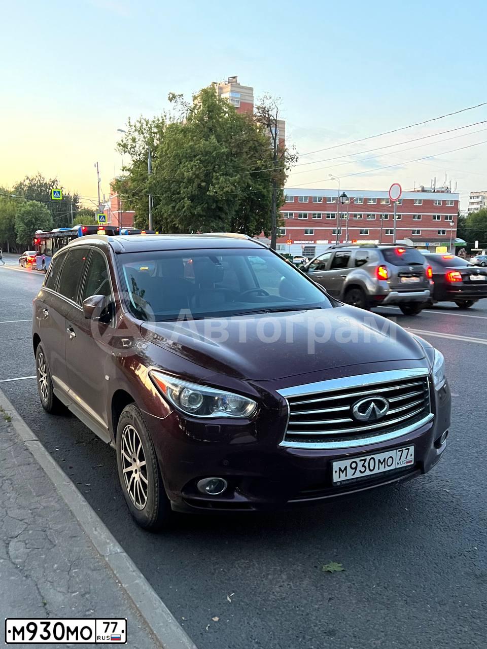 Фото автомобиля INFINITI QX60 /JX/, 2013 — госномер М930МО77. Цвет: ВИШНЕВЫЙ ТЕМНЫЙ