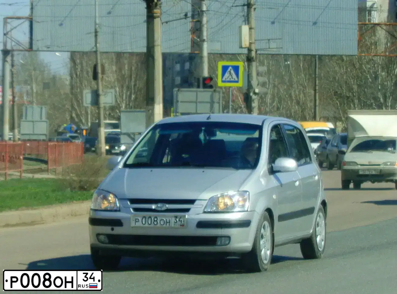 Фото автомобиля HYUNDAI GETZ, 2005 — госномер Р008ОН34. Цвет: СЕРЕБРИСТЫЙ