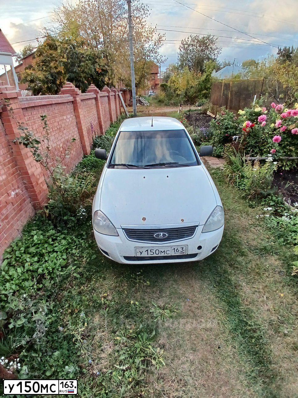 Фото автомобиля LADA 2172 PRIORA, 2014 — госномер У150МС163. Цвет: БЕЛЫЙ