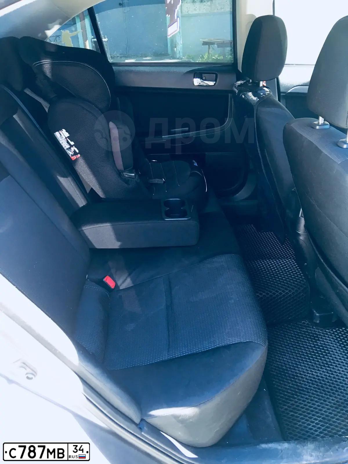 Фото автомобиля MITSUBISHI LANCER, 2011 — госномер А230УК51. Цвет: СЕРЫЙ