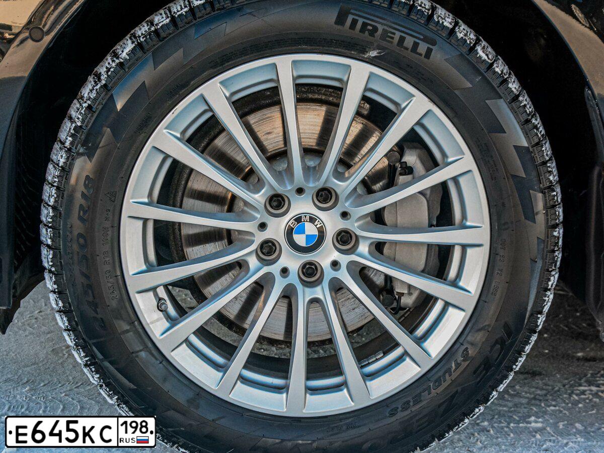 Фото автомобиля BMW SERIE 7, 2019 — госномер В757ВВ774. Цвет: ЧЕРНЫЙ
