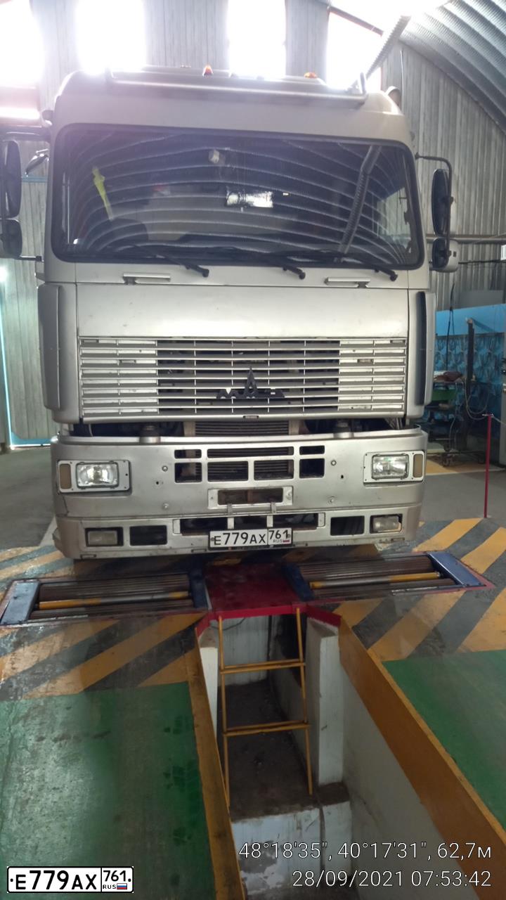 Фото автомобиля MAZ 5440 /4X2/, 2007 — госномер Е779АХ761. Цвет: Серебристый