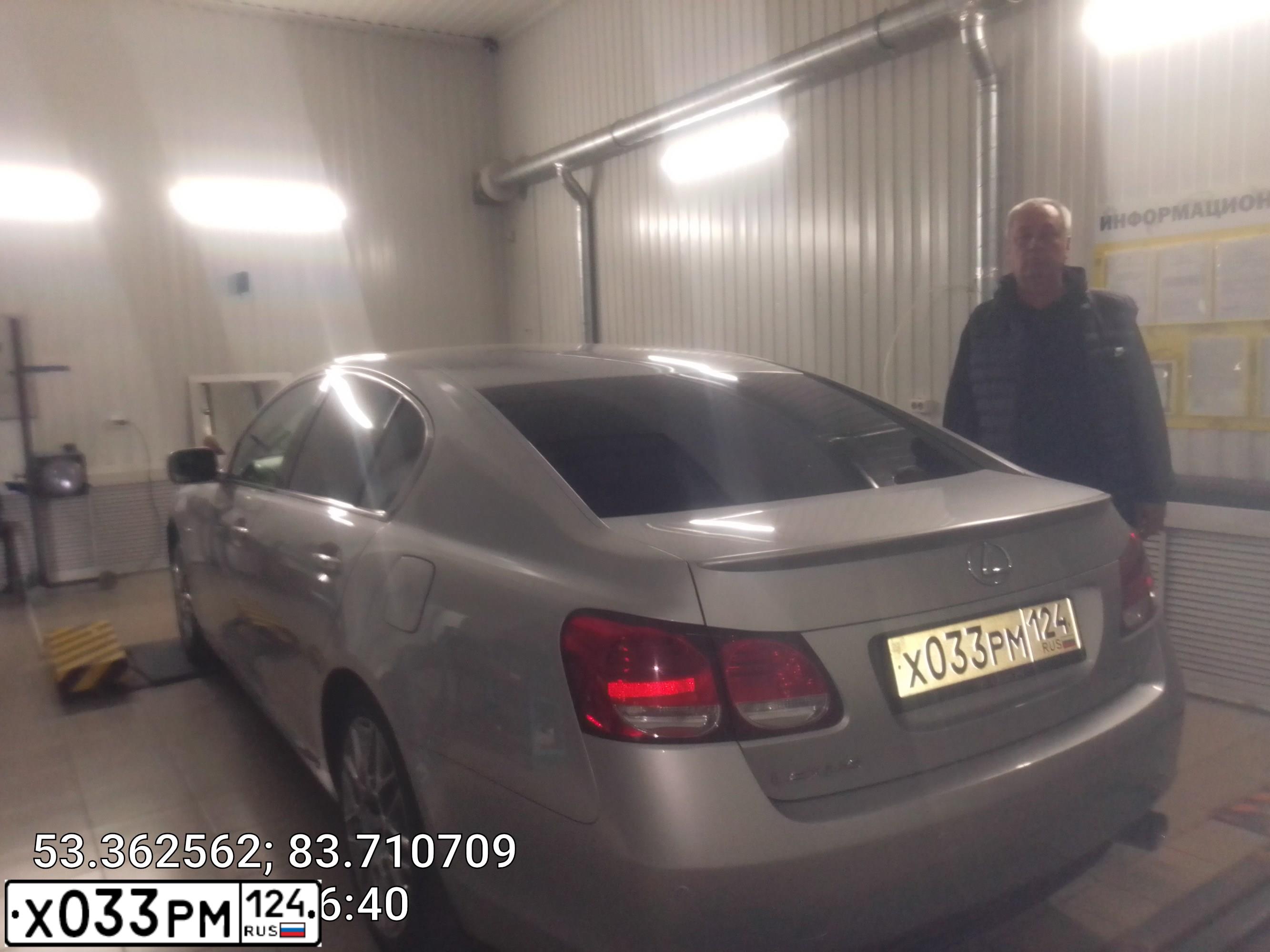 Фото автомобиля LEXUS GS, 2005 — госномер В077НТ26. Цвет: СЕРЕБРИСТЫЙ