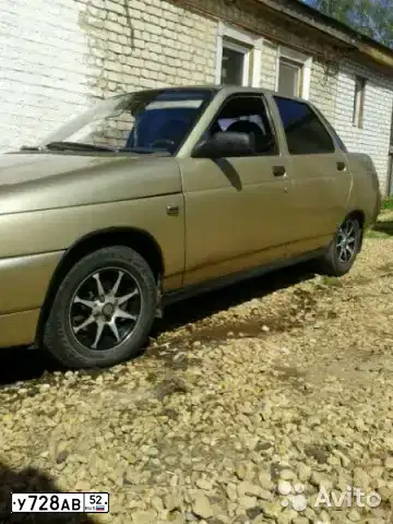 Фото автомобиля LADA 2110, 2000 — госномер У728АВ52. Цвет: БЕЖЕВЫЙ