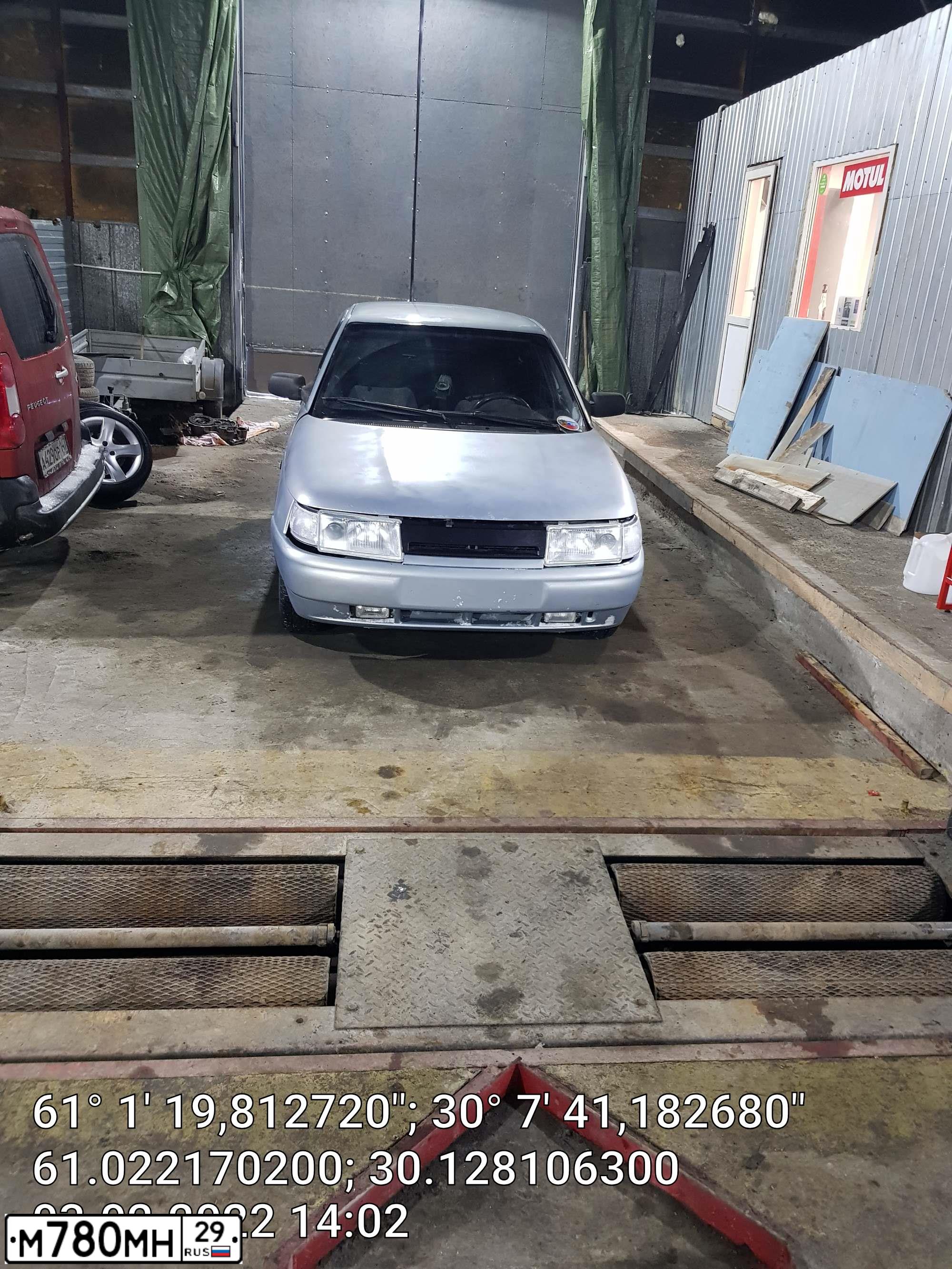 Фото автомобиля LADA 2112, 2007 — госномер М780МН29. Цвет: СЕРЕБРИСТО ГОЛУБОЙ