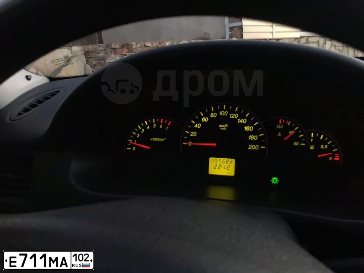 Фото автомобиля KIA CEE'D, 2012 — госномер Е711МА102. Цвет: СЕРЕБРИСТЫЙ