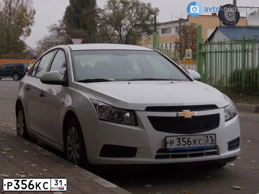 Фото автомобиля CHEVROLET CRUZE, 2010 — госномер Н768ТХ32. Цвет: Белый