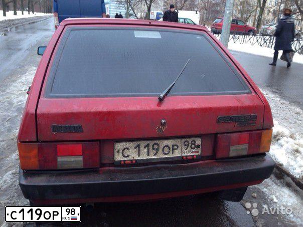Фото автомобиля LADA 2109 SAMARA, 1989 — госномер Н697ХВ78. Цвет: Красный