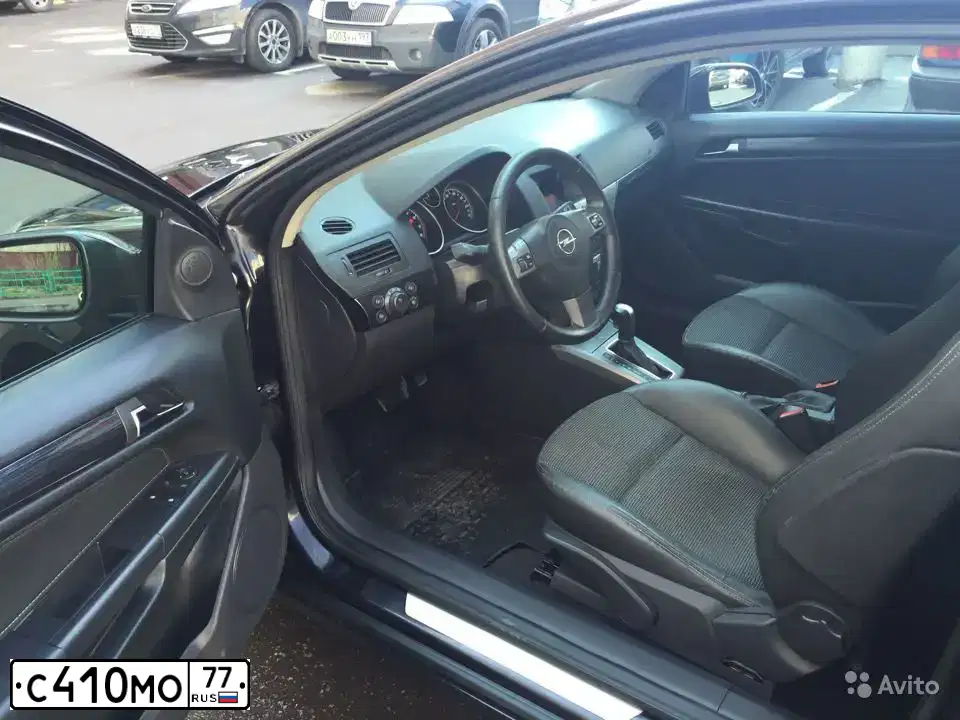 Фото автомобиля OPEL ASTRA, 2005 — госномер Т094НР777. Цвет: ЧЕРНЫЙ