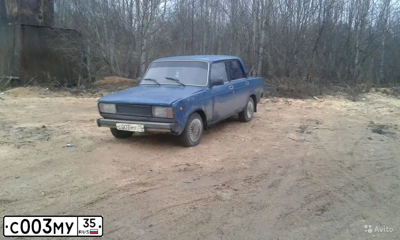 Фото автомобиля LADA 2105, 2002 — госномер С003МУ35. Цвет: СИНЕ-ЗЕЛЕНЫЙ