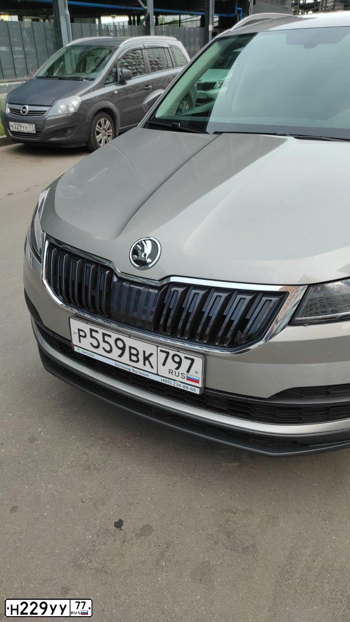 Фото автомобиля OPEL FRONTERA, 1994 — госномер Н229УУ77. Цвет: ЗЕЛЕНЫЙ
