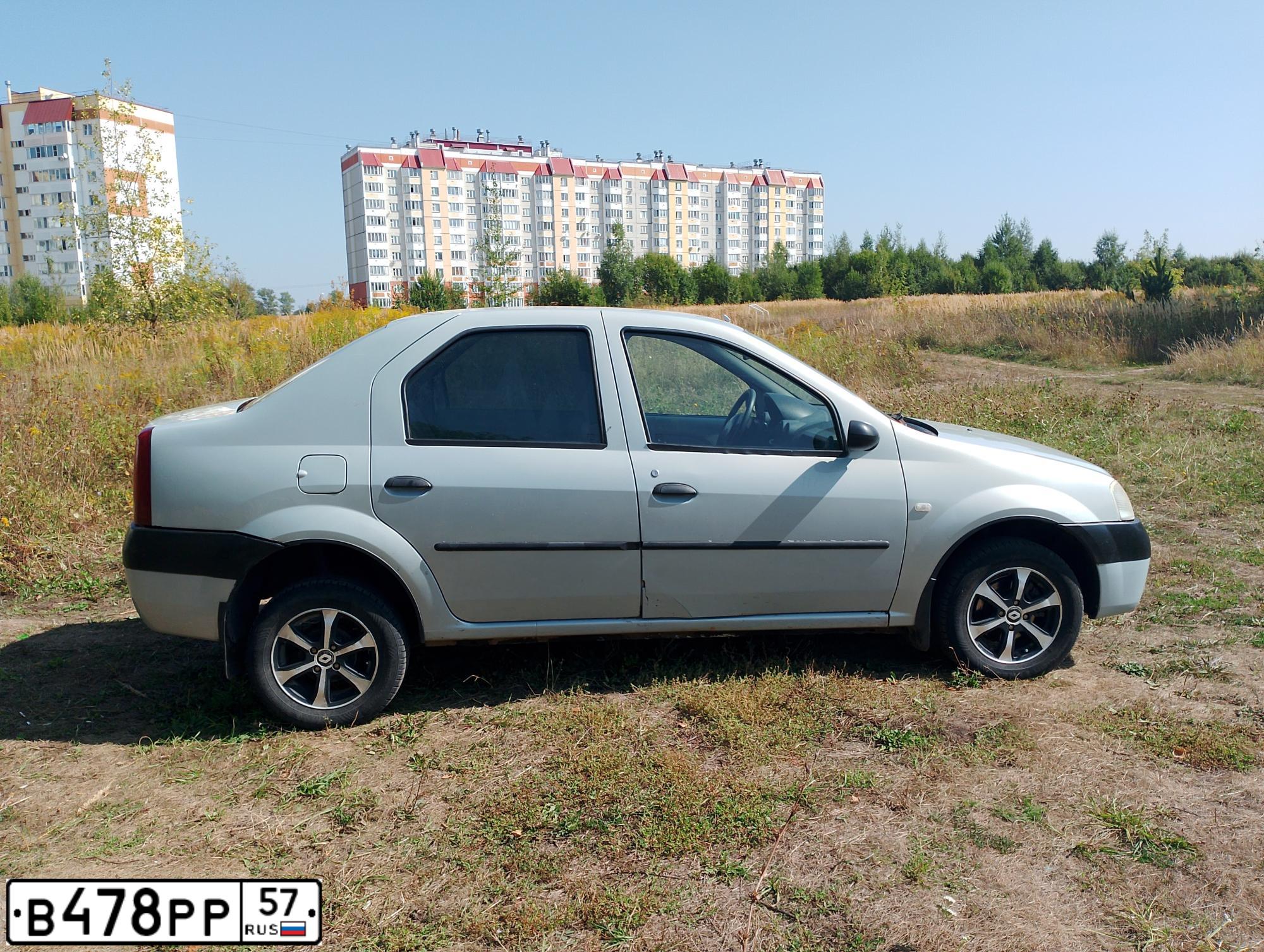 Фото автомобиля RENAULT LOGAN, 2007 — госномер В478РР57. Цвет: СЕРЫЙ