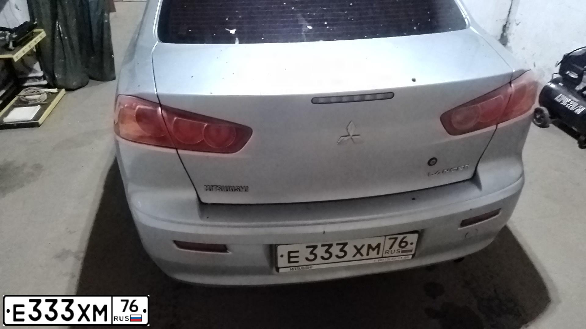 Фото автомобиля MITSUBISHI LANCER, 2008 — госномер О302НО76. Цвет: СЕРЫЙ