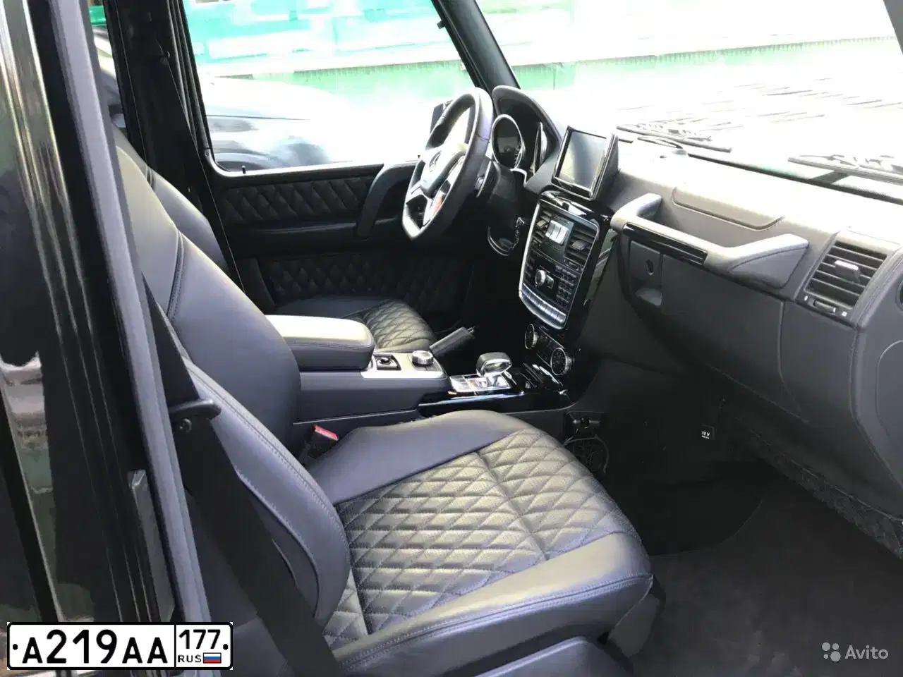 Фото автомобиля LANDROVER RANGE ROVER, 2018 — госномер Т317НТ799. Цвет: ЧЕРНЫЙ