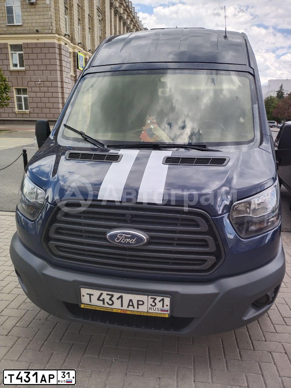 Фото автомобиля FORD TRANSIT, 2019 — госномер Т431АР31. Цвет: СИНИЙ С БЕЛОЙ ПОЛОСОЙ