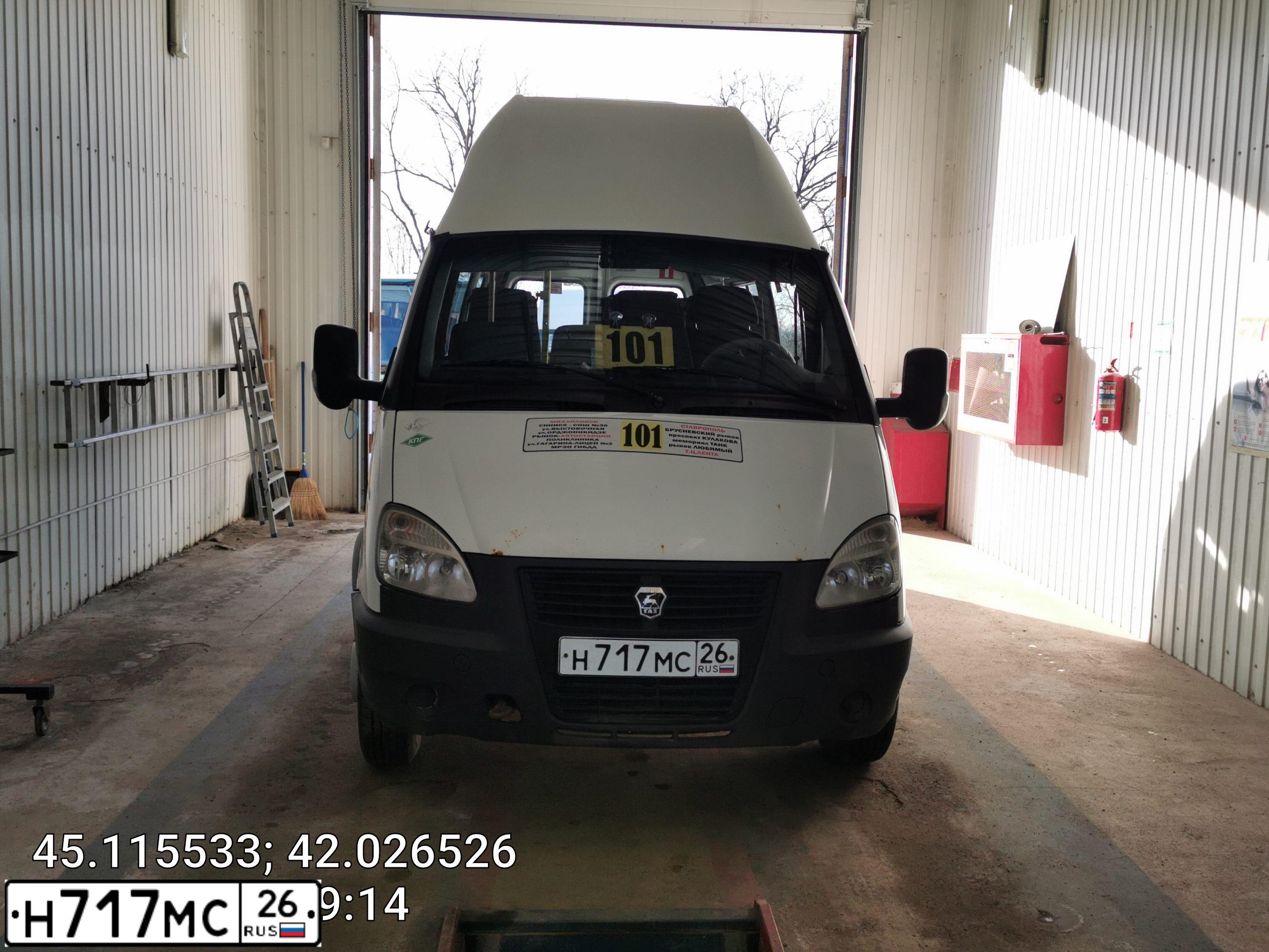 Фото автомобиля GAZ 3221, 2005 — госномер М601КК126. Цвет: ЖЁЛТЫЙ