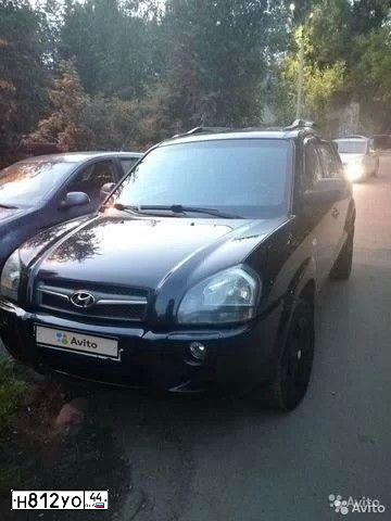 Фото автомобиля HYUNDAI TUCSON, 2008 — госномер Р468ВК44